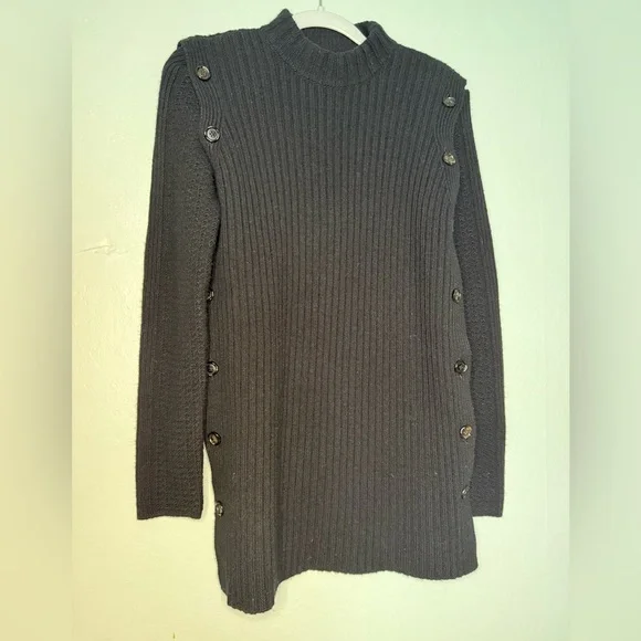 MARNI Black wool sweater with detachable sleeves‎